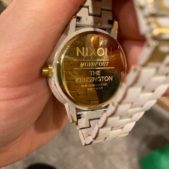 Kensington All White/Light Gold Men’s or Women’s Watch - Picture 4 of 4